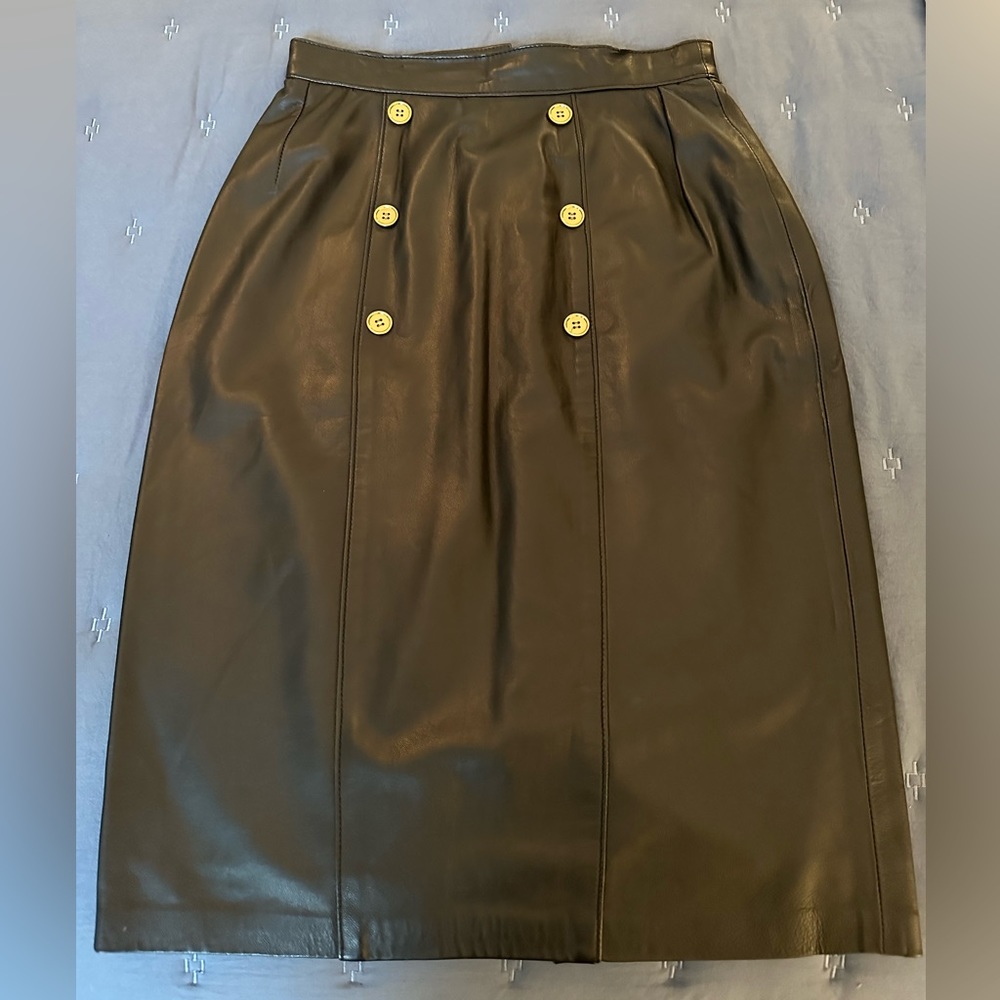 Liz Roberts-Robert Elliot Lambskin Leather Skirt